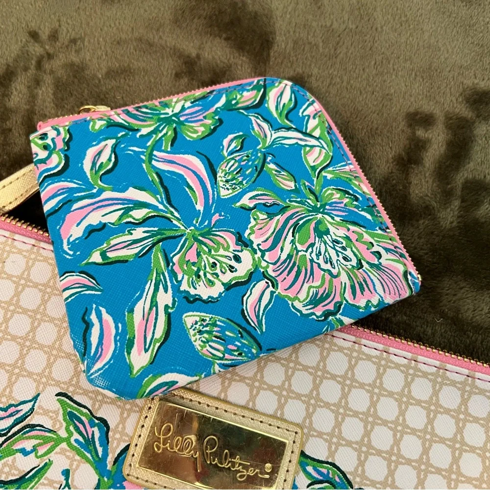 NWT Lilly Pulitzer Tech Pouch 2 Piece Set - Cumulus Blue Chick Magnet